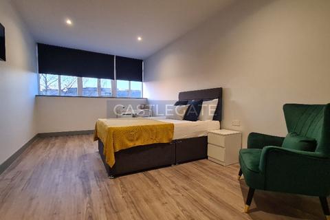 2 bedroom flat share to rent, Renaissance Works, New Street, Huddersfield, HD1 2AT