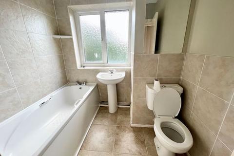 2 bedroom flat for sale, St. Johns Green, North Shields NE29