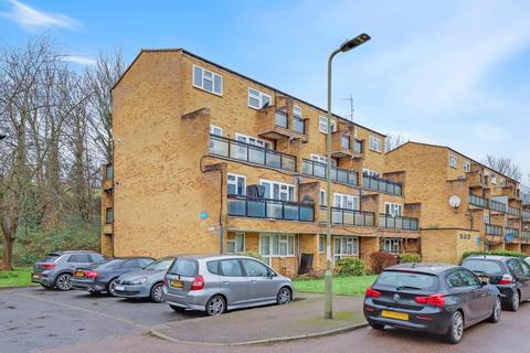 1 bedroom flat for sale, Bredhurst Close, Anerley, London