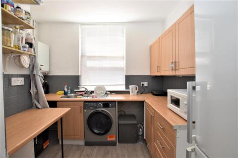 1 bedroom apartment to rent, Gladstone Road, Watford