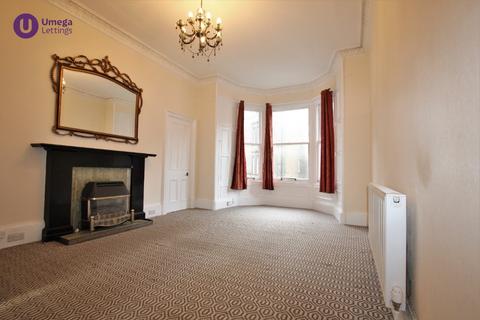 3 bedroom apartment to rent, Polwarth Gardens, Polwarth, Edinburgh, EH11