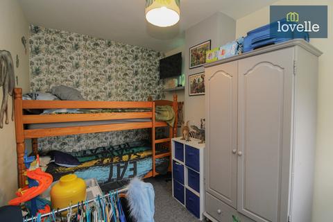 25 Cooper Road, Grimsby, DN32 8DF