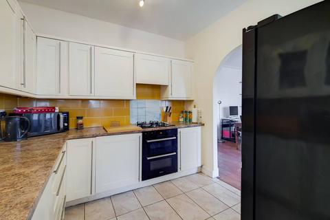 6 bedroom terraced house for sale, London Road, Thornton Heath, CR7