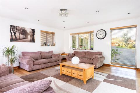 4 Coldstream Lane, Hardingstone, Northampton, NN4 6DB