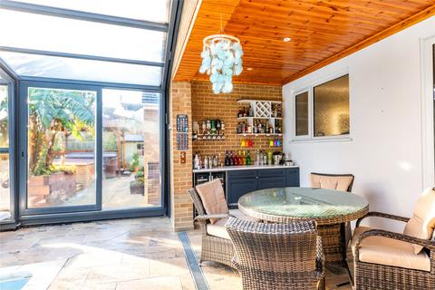 4 Coldstream Lane, Hardingstone, Northampton, NN4 6DB