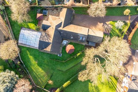 4 Coldstream Lane, Hardingstone, Northampton, NN4 6DB