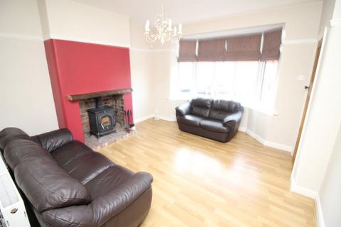 2 bedroom semi-detached house to rent, Grove Lane, Standish