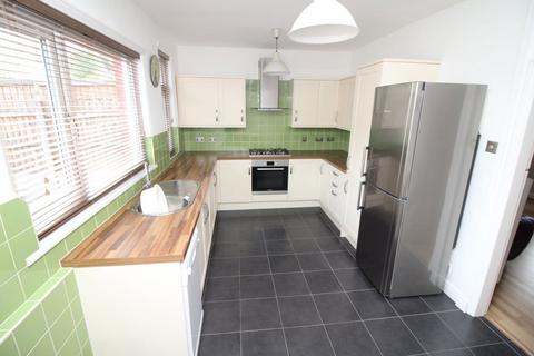 2 bedroom semi-detached house to rent, Grove Lane, Standish