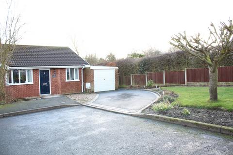 2 bedroom semi-detached bungalow for sale, Billingsley Avenue, Pinxton, Nottinghamshire. NG16 6QN