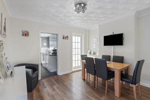 55 Grove Road, Stanford-le-hope, SS17 0ED