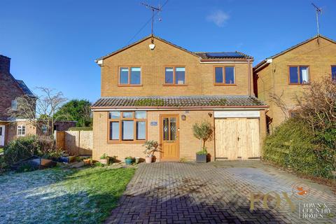 4 bedroom detached house for sale, Hollins Lane, Worcester WR6