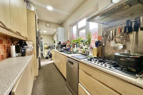 3 bedroom terraced house for sale, Westbourne Street, Leicester LE4