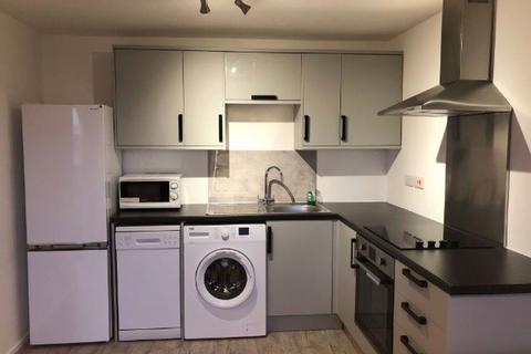 2 bedroom flat to rent, Tonnelier Road, Dunkirk NG7