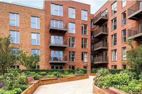 2 bedroom flat for sale, Frogmore Avenue, Watford