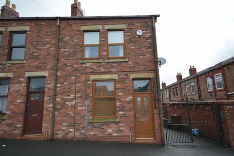 2 bedroom end of terrace house to rent, Foster Street, Springfield, Wigan, WN6 7LP