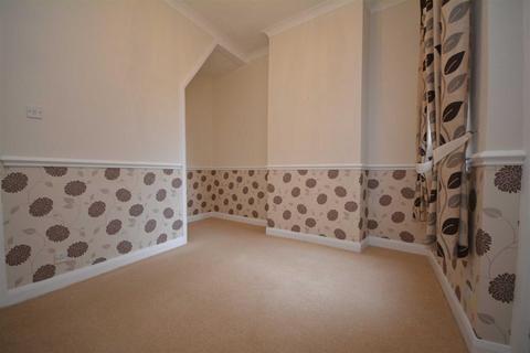 2 bedroom end of terrace house to rent, Foster Street, Springfield, Wigan, WN6 7LP