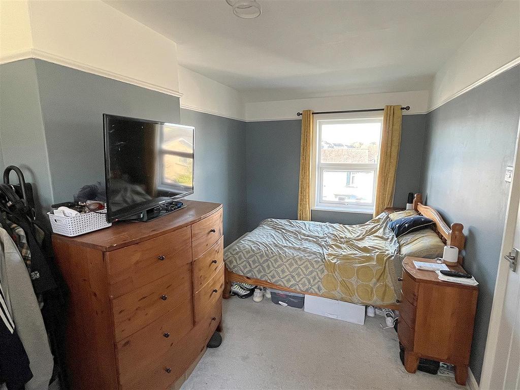 Bedroom one.jpg