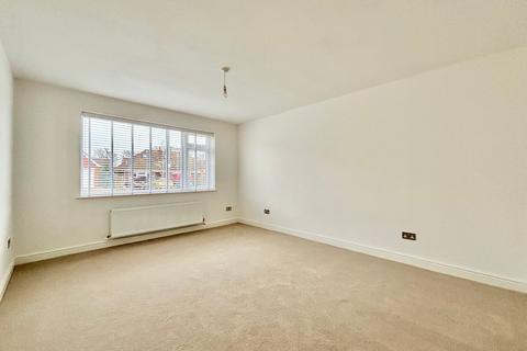 11 Berwick Close, Bexhill-on-sea, TN39 4NB