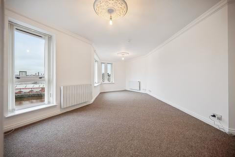 3 bedroom flat to rent, Mavisbank Gardens, Festival Park, Glasgow, G51 1HG