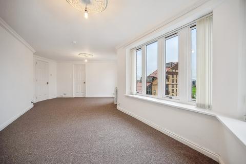 3 bedroom flat to rent, Mavisbank Gardens, Festival Park, Glasgow, G51 1HG