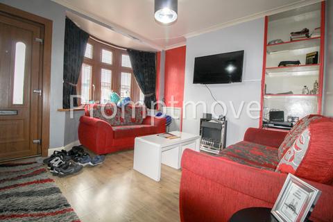 2 bedroom end of terrace house for sale, Kingsway Luton LU4 8EH