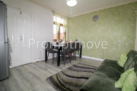 2 bedroom end of terrace house for sale, Kingsway Luton LU4 8EH