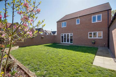 4 bedroom detached house for sale, Ketil Place, Anlaby