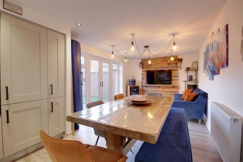 4 bedroom detached house for sale, Ketil Place, Anlaby
