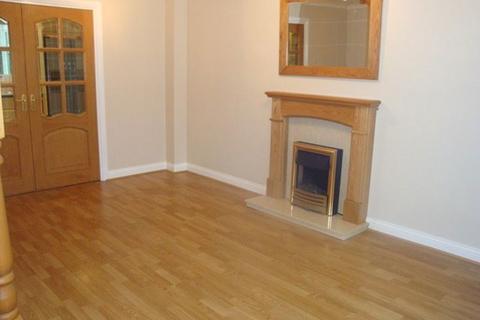 2 bedroom semi-detached house to rent, Beaconside, South Shields