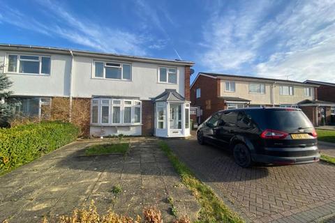 3 bedroom semi-detached house to rent, Cobbetts Walk, Bisley GU24