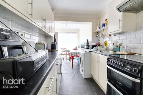 332 Church Road, Basildon, SS14 2NQ