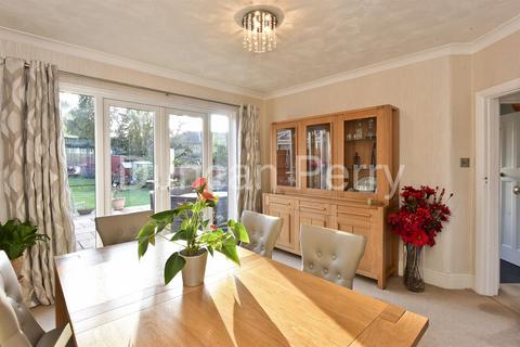 4 bedroom semi-detached house for sale, Hill Rise, Potters Bar EN6