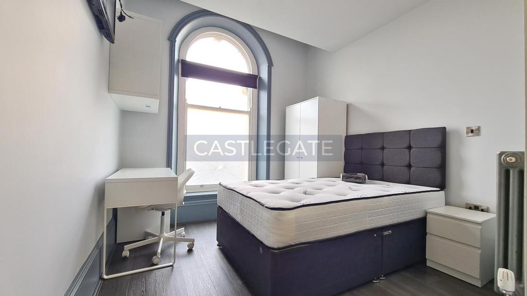 Merchants Hall G.1.3 Bedroom (1)