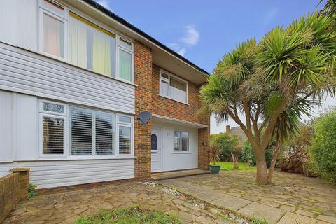 2 bedroom ground floor flat for sale, Alinora Avenue, Goring-by-Sea, Worthing, BN12