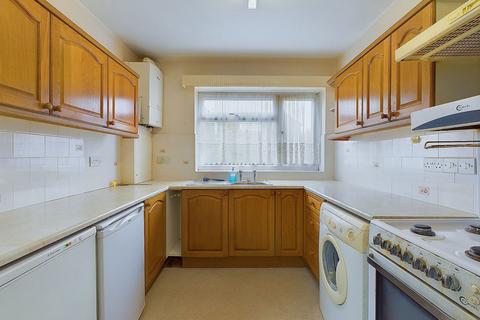 2 bedroom ground floor flat for sale, Alinora Avenue, Goring-by-Sea, Worthing, BN12