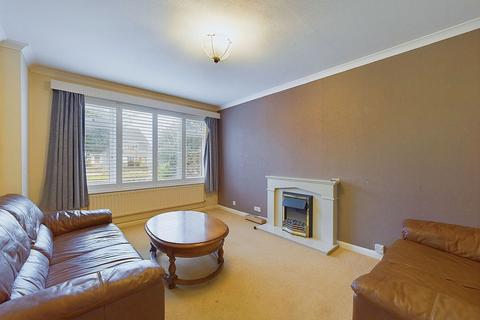 2 bedroom ground floor flat for sale, Alinora Avenue, Goring-by-Sea, Worthing, BN12