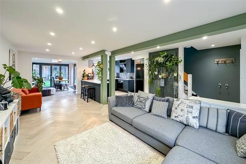 3 bedroom semi-detached house for sale, Maplefield, Park Street, St Albans, Hertfordshire,, AL2