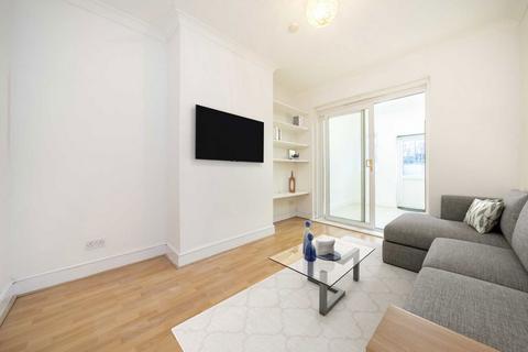 3 bedroom house to rent, Cromer Road, London SW17