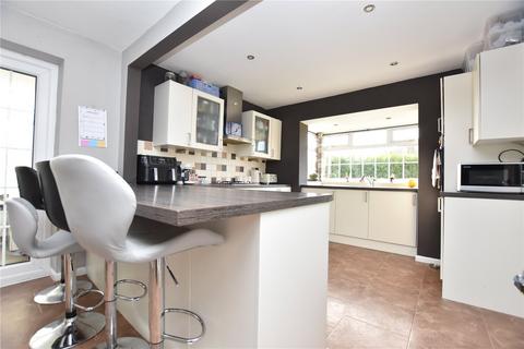 4 bedroom detached house for sale, Rein Gardens, Tingley, Wakefield, West Yorkshire