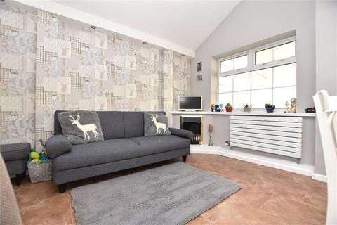 4 bedroom detached house for sale, Rein Gardens, Tingley, Wakefield, West Yorkshire