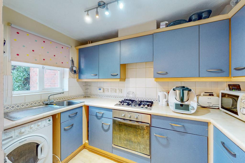 36-Friarscroft-Way-135724