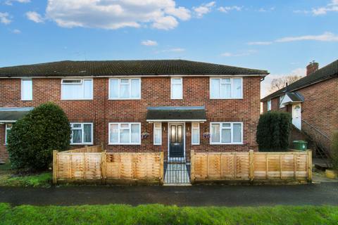 2 bedroom maisonette for sale, Ratcliffe Road,  Farnborough , GU14