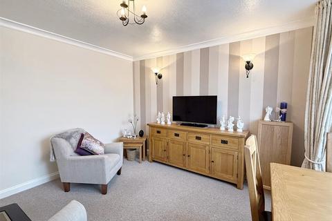 3 bedroom semi-detached house for sale, Frankburn Road, Streetly, Sutton Coldfield