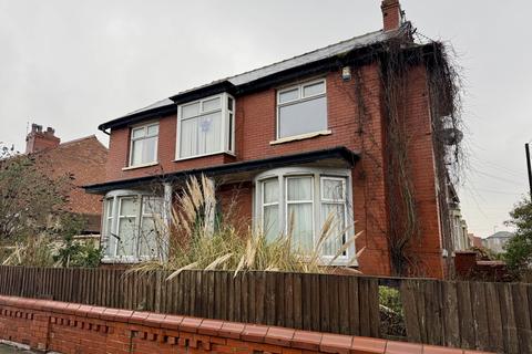 4 bedroom detached house for sale, Cumberland Avenue, Blackpool FY1