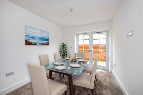 2 bedroom flat for sale, West Street, Sompting, Lancing, West Sussex, BN15