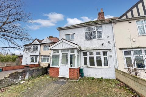 4 bedroom semi-detached house to rent, Hounslow TW3