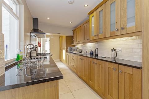 3 bedroom semi-detached house for sale, Haddon Road, Bakewell