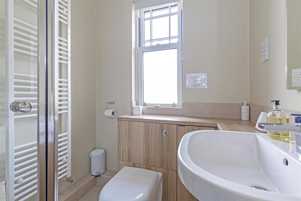Shower Room-1.jpg