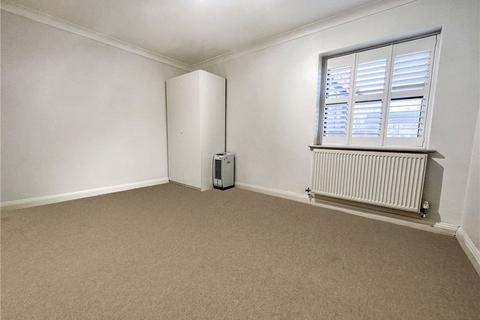 2 bedroom apartment to rent, Twickenham Road, Isleworth, TW7