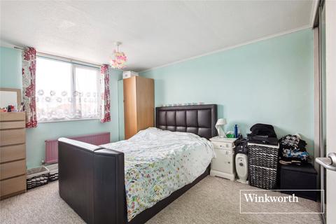 11 Crocus Field, Barnet, EN5 2UA